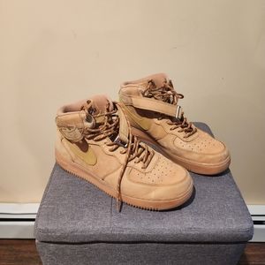 Air Force 1 (mid) 07 wheat